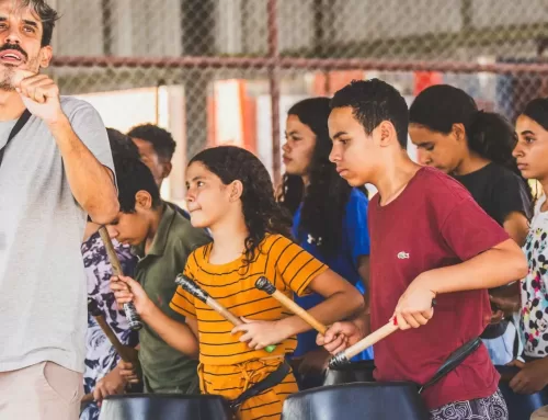 Coletivo Asas leva música para os terminais de ônibus da capital